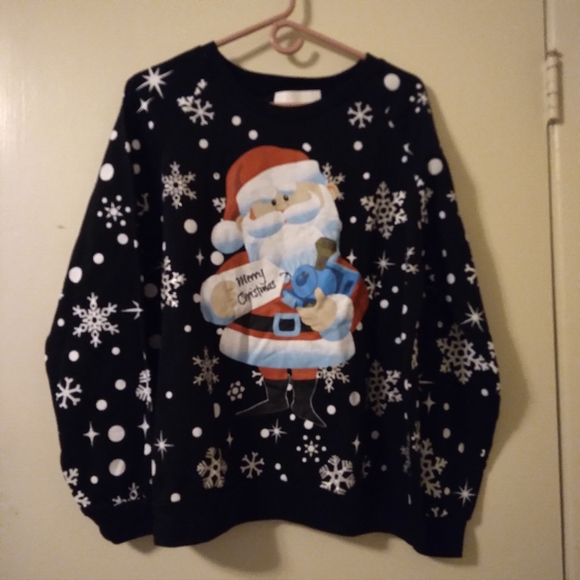 Sweaters - NWT! Santa Snowflakes Sweatshirt, Size: XL.